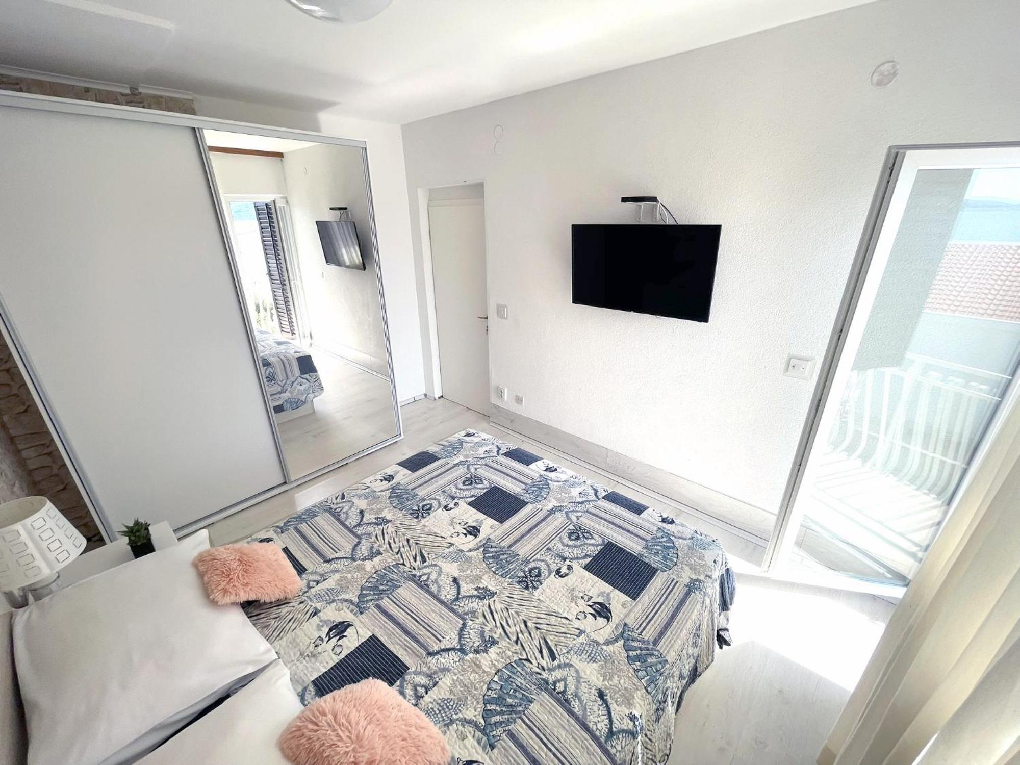 Roma Trogir Apartment Екстериор снимка