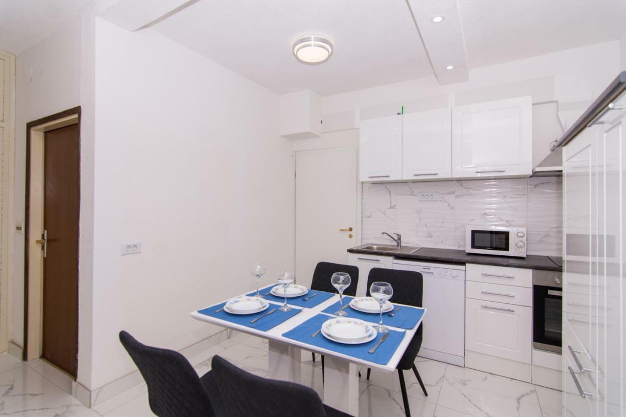 Roma Trogir Apartment Екстериор снимка