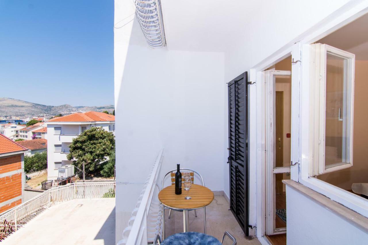 Roma Trogir Apartment Екстериор снимка